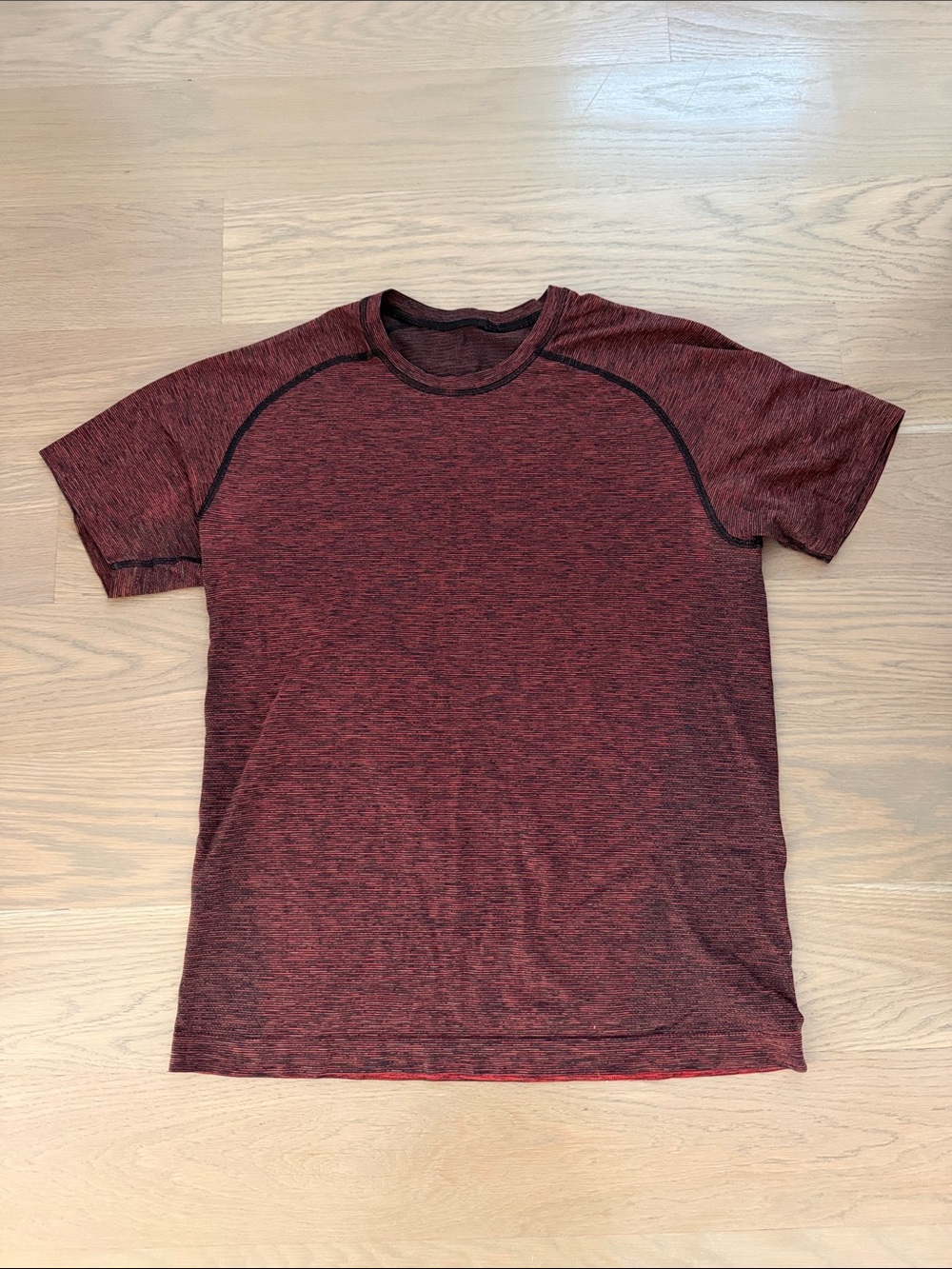 Lululemon Metal Vent T-shirt